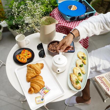 Stay Banaras - A Boutique Hotel Варанаси Экстерьер фото